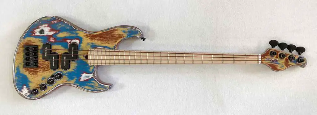 Custom Shop Devon Bass