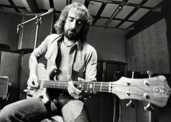 John McVie Bass