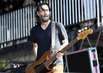 Keanu Reeves Bass