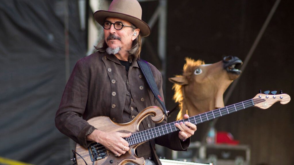 Les Claypool Bass