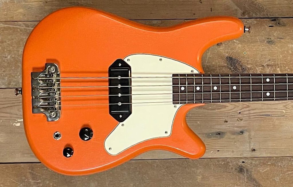 Serek Midwestern 2 short scale bass